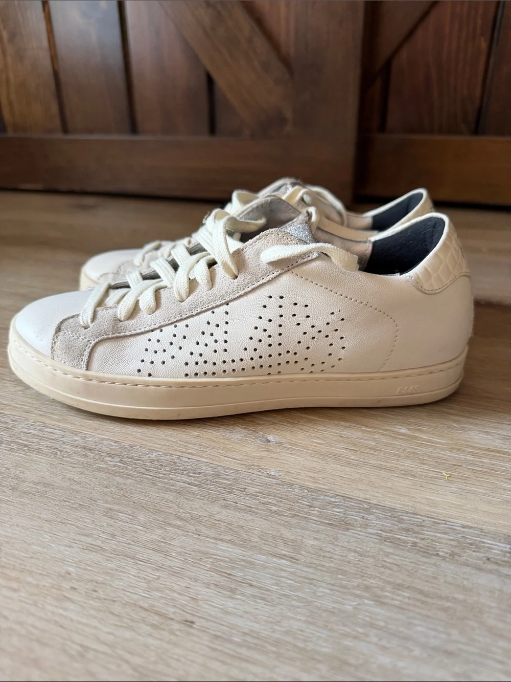 P448 Cream Low-Top Leather Sneakers for Women